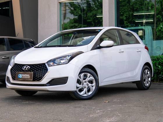 HYUNDAI HB20 1.0 COMFORT PLUS 12V FLEX 4P MANUAL HYUNDAI HB20 1.0 COMFORT PLUS 12V FLEX 4P MANUAL
